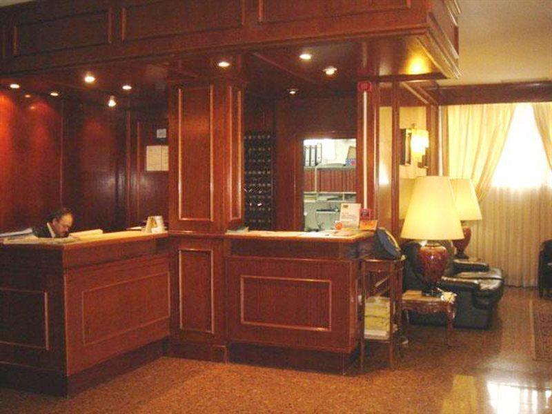 Hotel Beleret فالنسيا المظهر الداخلي الصورة
